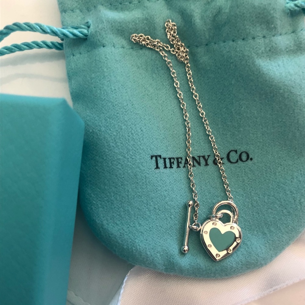 Return to Tiffany love heart tag toggle bracelet